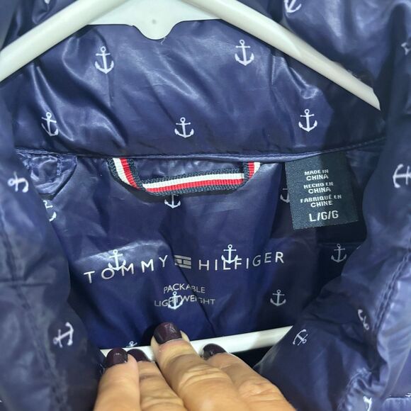 Tommy Hilfiger Women's Anchor Lightweight Packable Puffer Vest Navy Blue Large - Picture 4 of 8